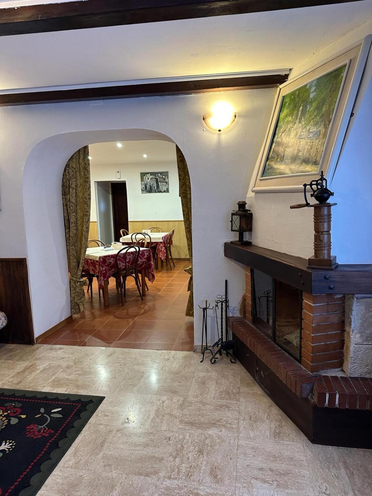 Claudia B&B Пескасероли Екстериор снимка