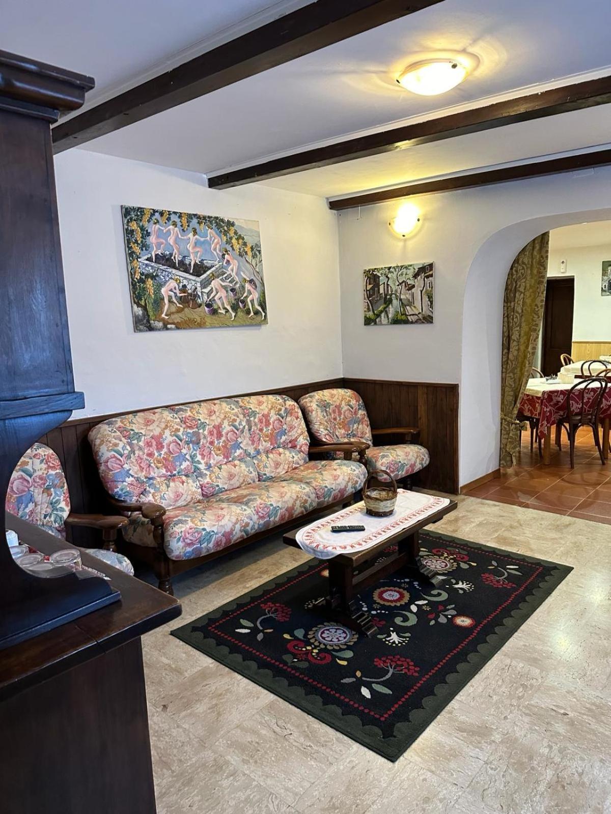 Claudia B&B Пескасероли Екстериор снимка